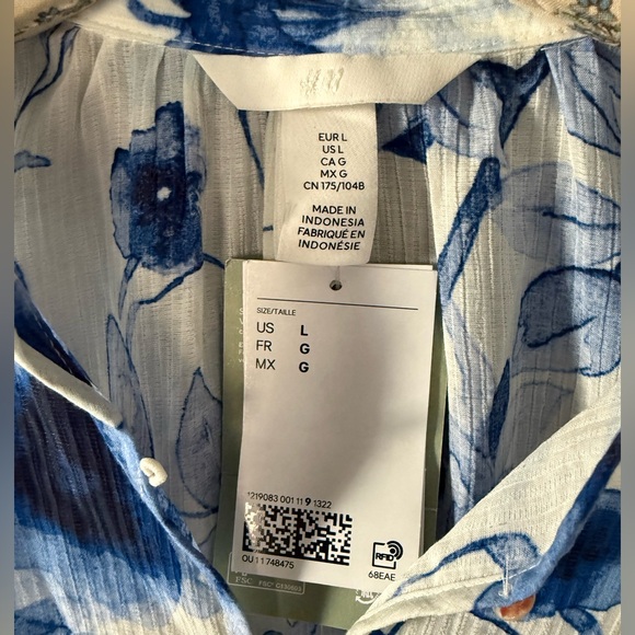 H&M OVERSIZED Crinkled Viscose Blend Dress White Blue Floral Sz large - Picture 6 of 9